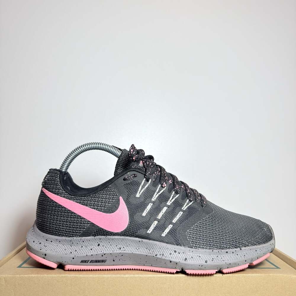 Nike Run Swift Womens Running Shoes Size 8.5 Grey Pink Sneaker Athletic Gym
